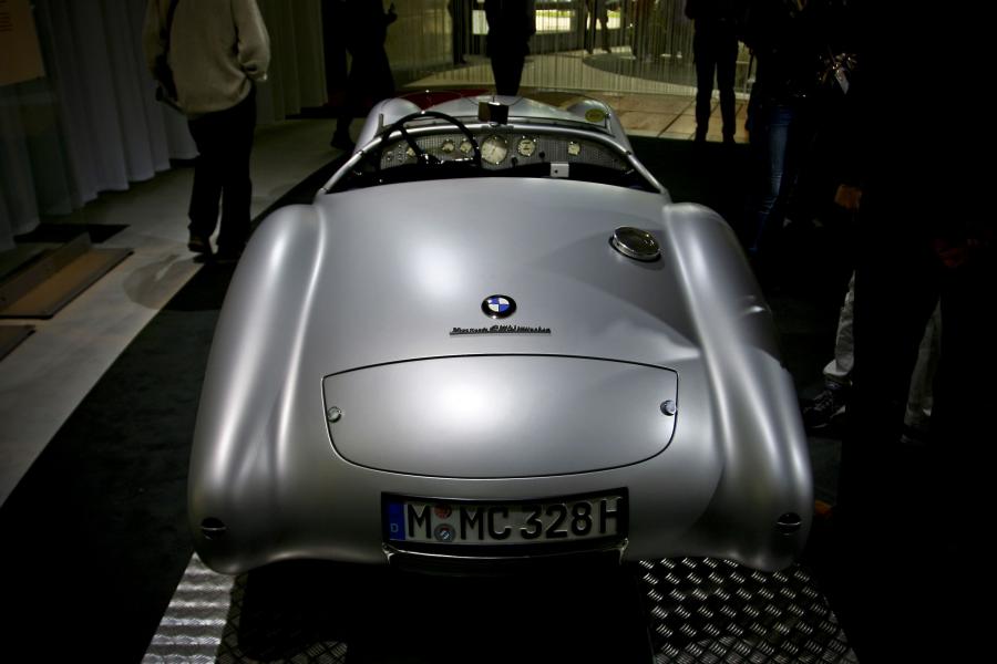  BMW 328 Mille Miglia Roadster 1940 года  (фото 2 из 9)